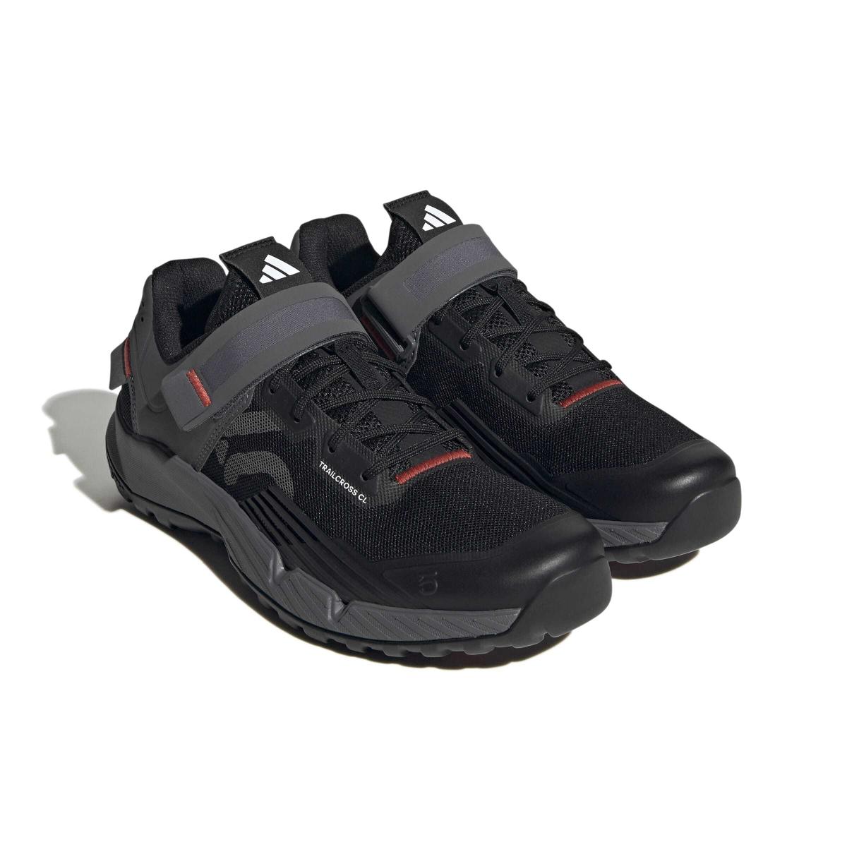 product/a/d/adidas_hp9931_6_footwear_photography_front_lateral_top_view_white-nw091625.jpg
