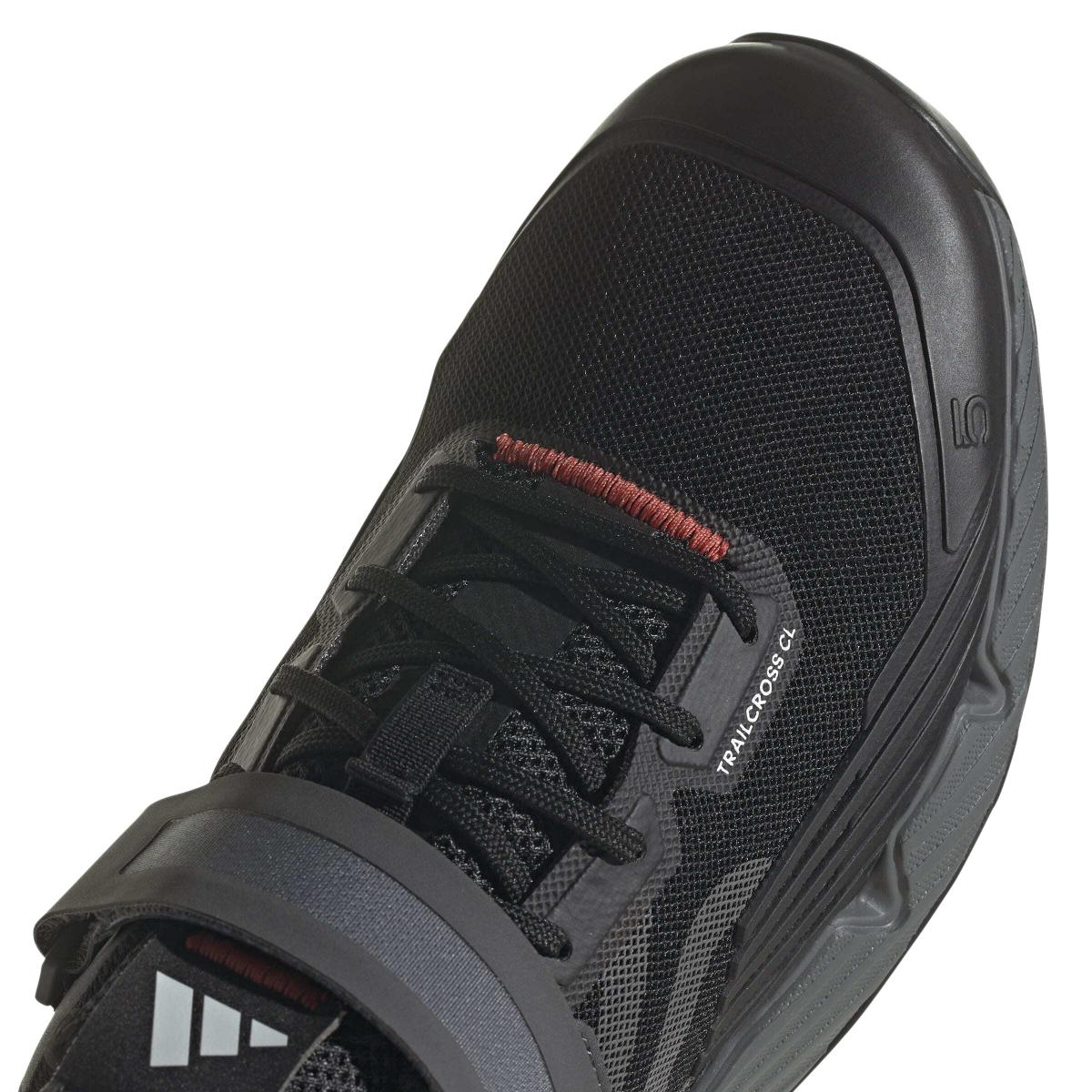 product/a/d/adidas_hp9931_8_footwear_photography_detail_view_1_white-nw091625.jpg