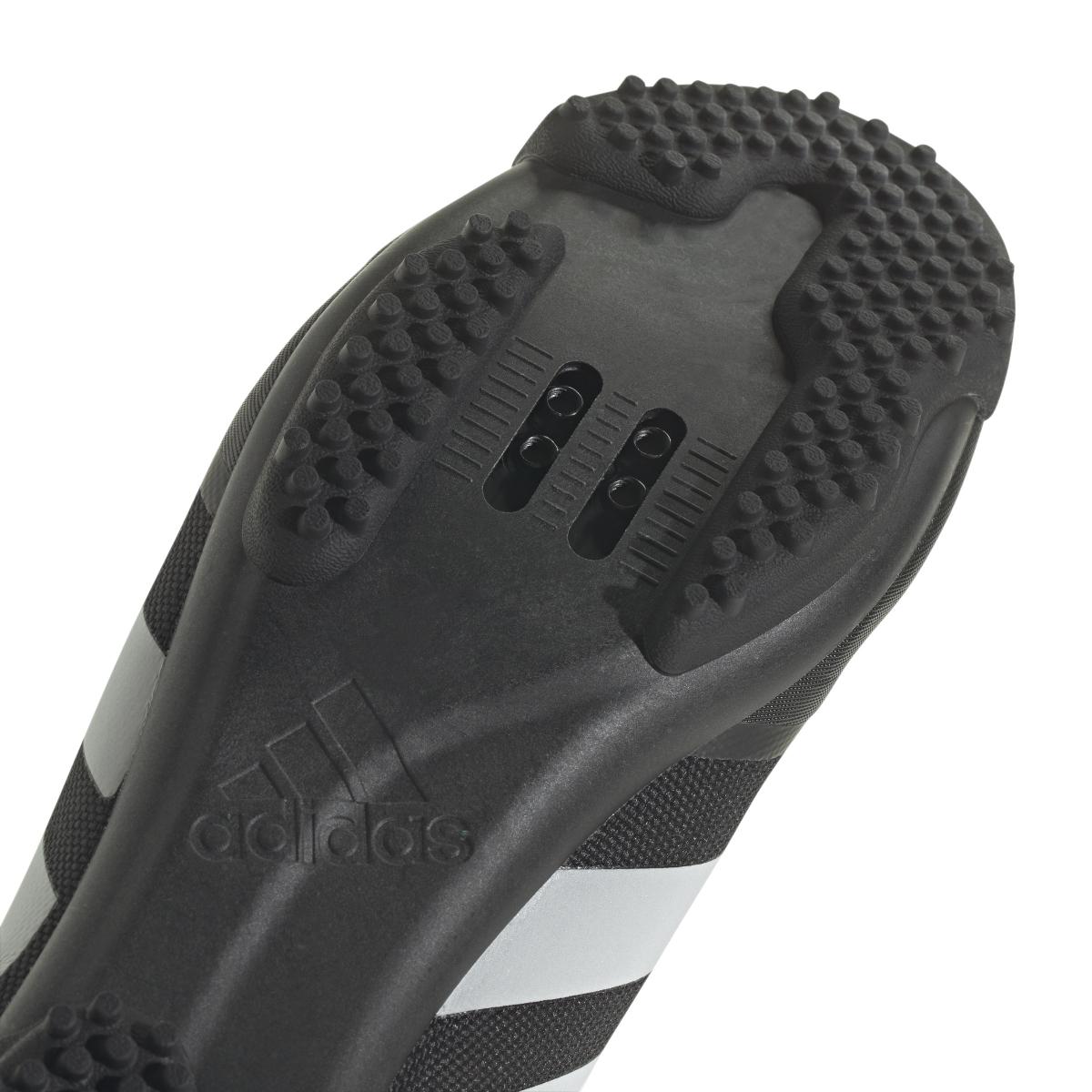 product/a/d/adidas_hq9034_10_footwear_photography_detail_view_3_white.jpg