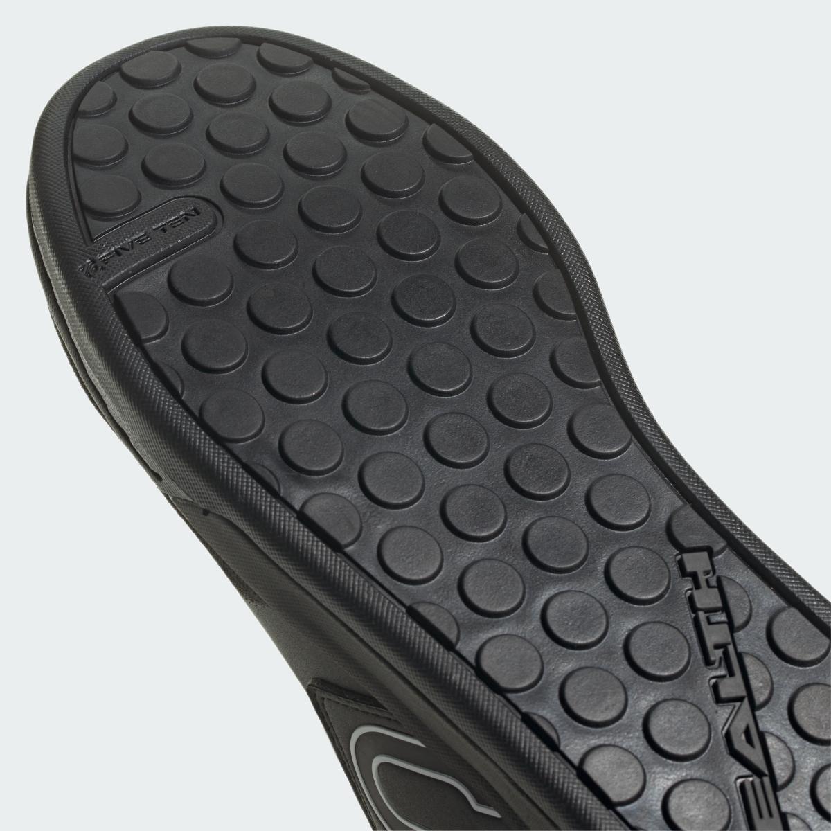 product/a/d/adidas_if7425_core-black-cloud-white-cloud-white_11.jpg