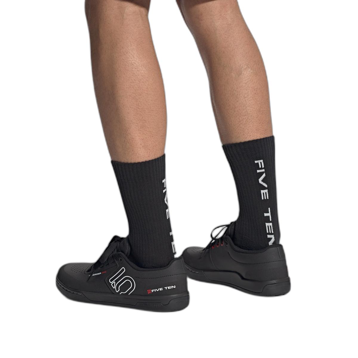 product/a/d/adidas_if7425_core-black-cloud-white-cloud-white_2.jpg