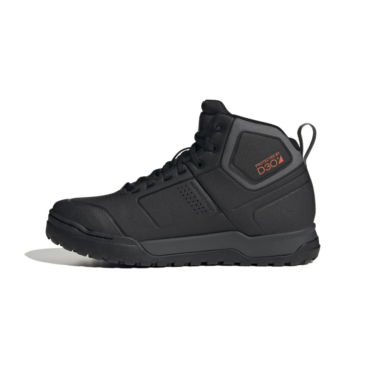 product/a/d/adidas_if7453_5_footwear_photography_side_medial_center_view_white-nw091625.jpg