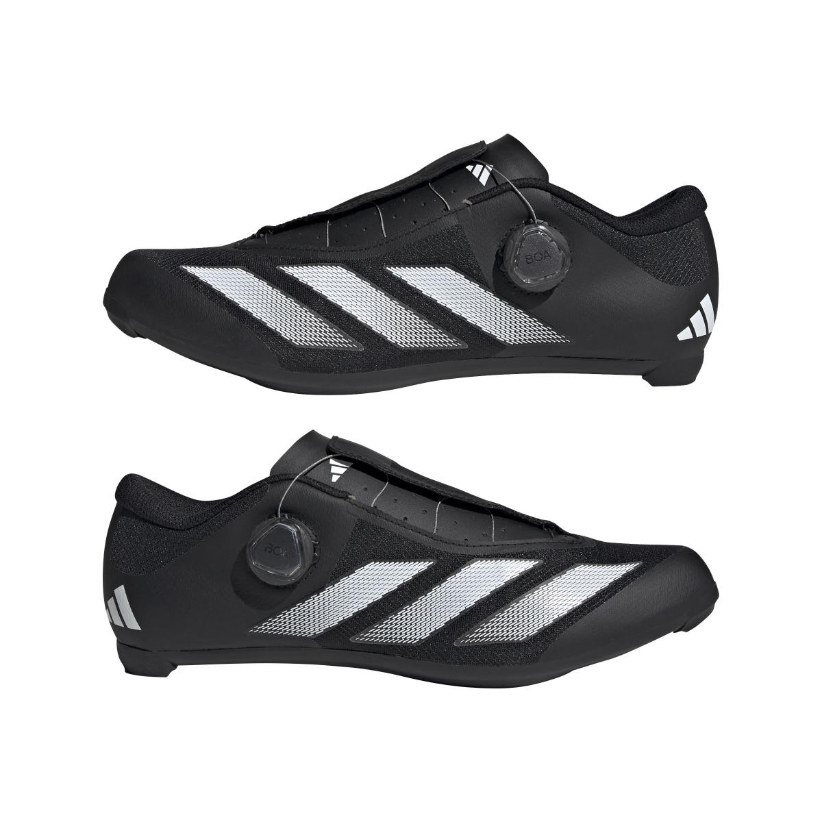 product/a/d/adidas_ig7873_12_footwear_photography_mirrored_pair_view_white.jpg
