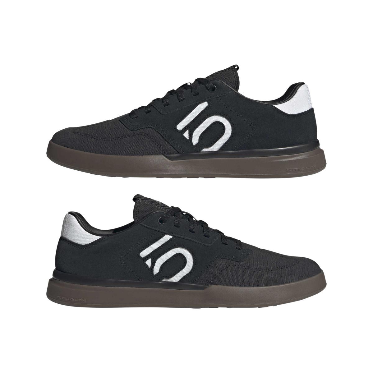 product/a/d/adidas_ih0825_10_footwear_photography_mirrored_pair_view_white-nw091625.jpg