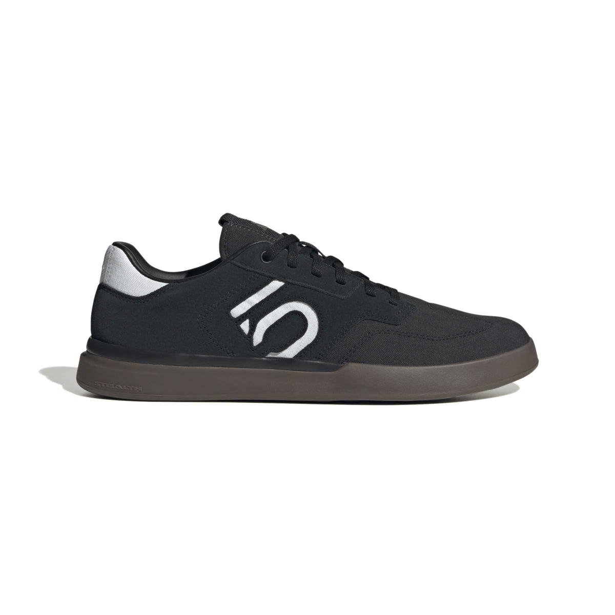 product/a/d/adidas_ih0825_1_footwear_photography_side_lateral_center_view_white-nw091625.jpg