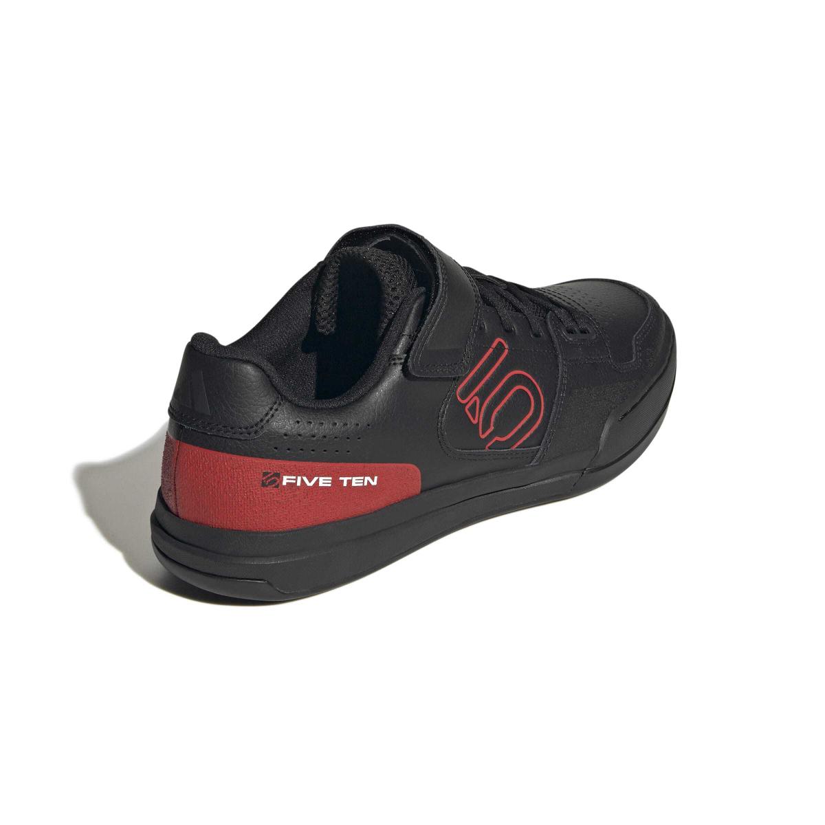 product/a/d/adidas_ih0826_7_footwear_photography_back_lateral_top_view_white-nw091625.jpg