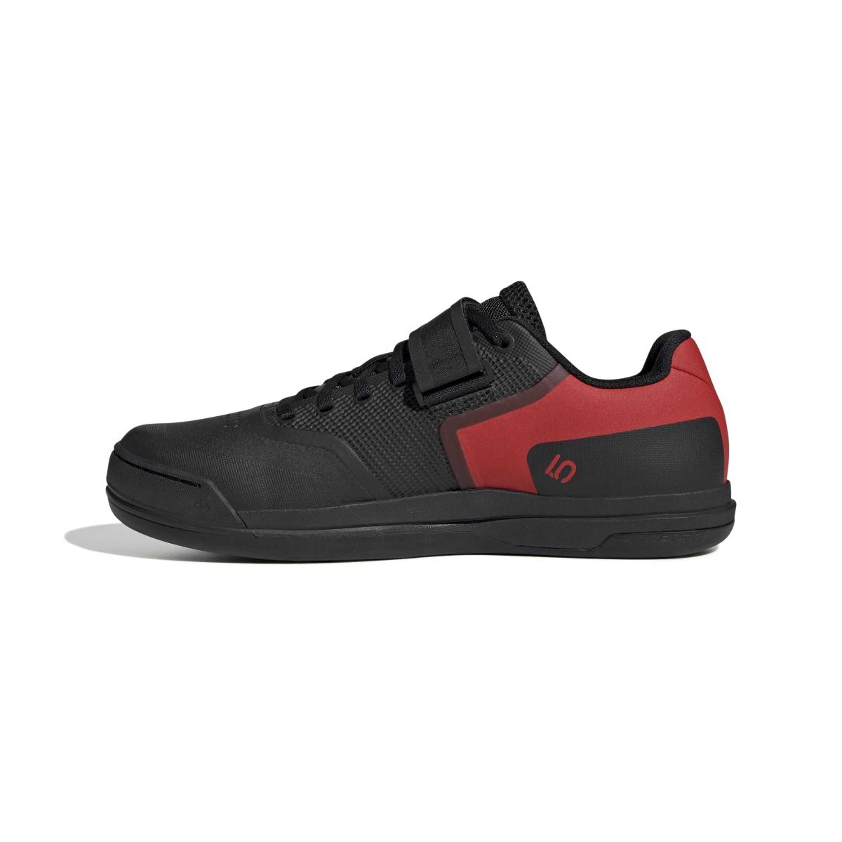 product/a/d/adidas_ih0827_5_footwear_photography_side_medial_center_view_white-nw091625.jpg