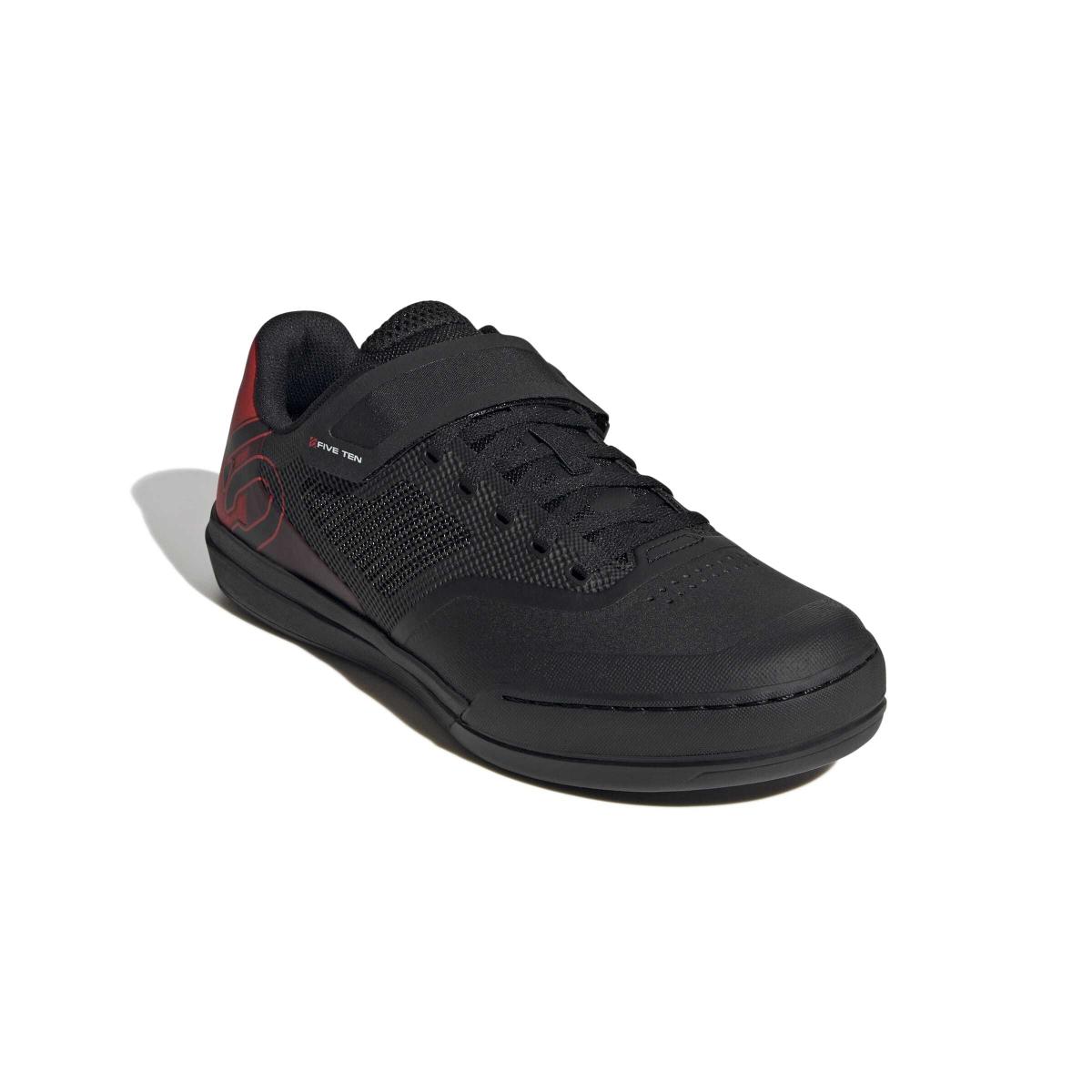 product/a/d/adidas_ih0827_6_footwear_photography_front_lateral_top_view_white-nw091625.jpg