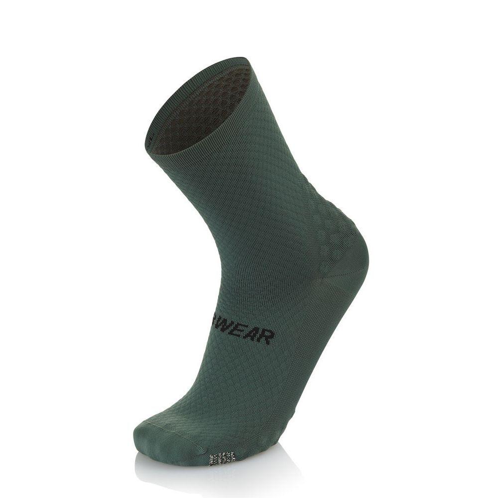 product/m/b/mb-wear_727857_vert_1.jpg