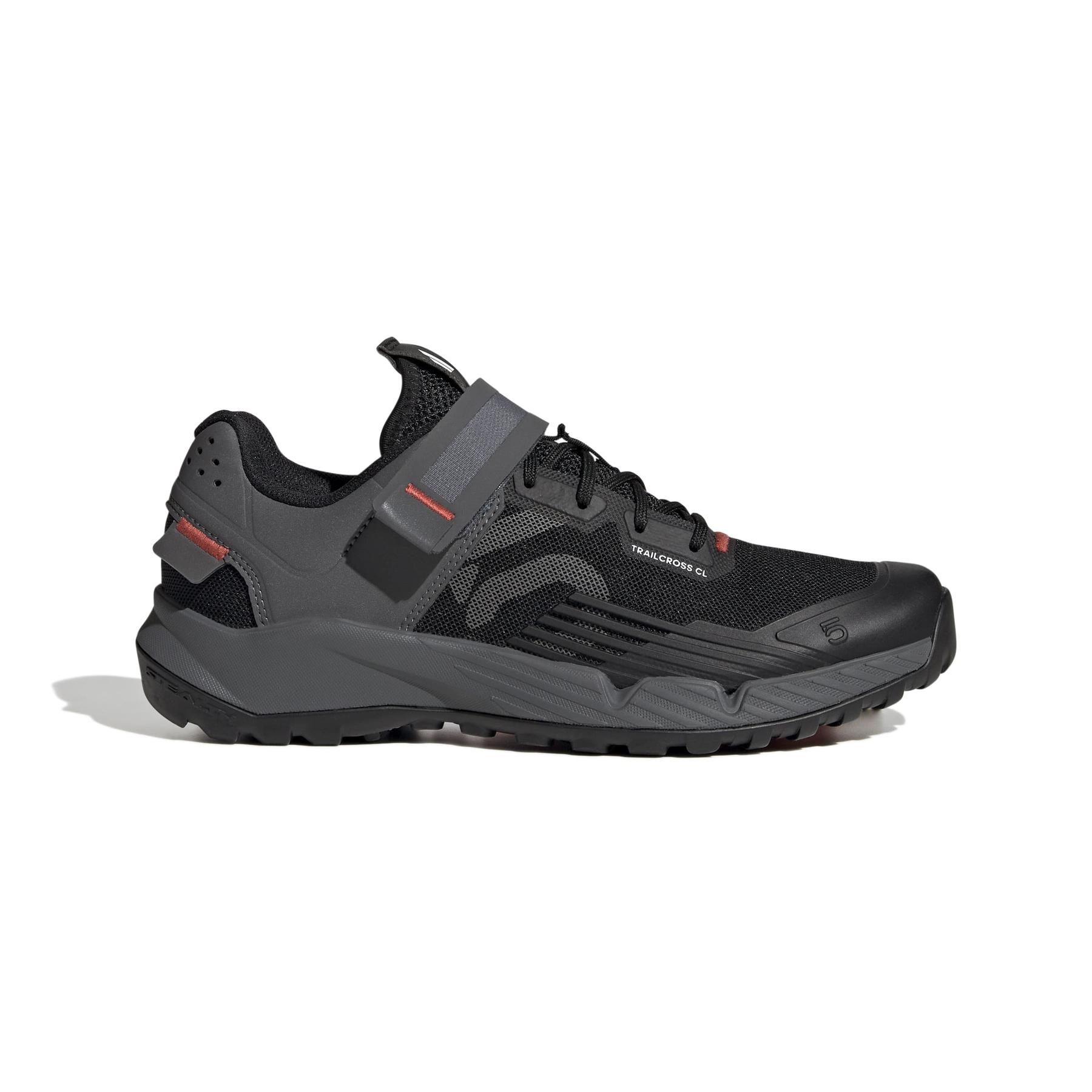 product/a/d/adidas_hp9931_1_footwear_photography_side_lateral_center_view_white-nw091625.jpg