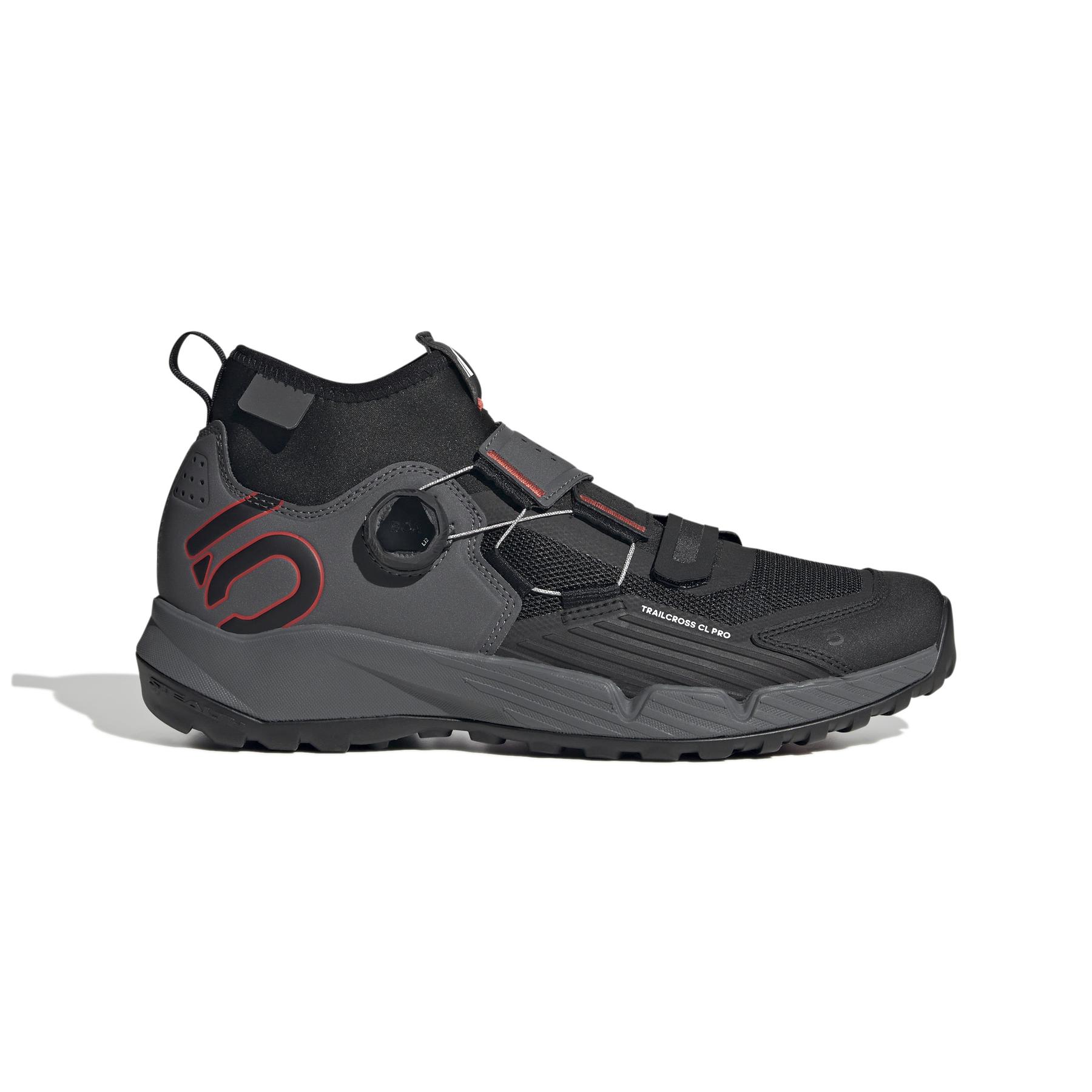 product/a/d/adidas_hp9935_1_footwear_photography_side_lateral_center_view_white-nw091625.jpg