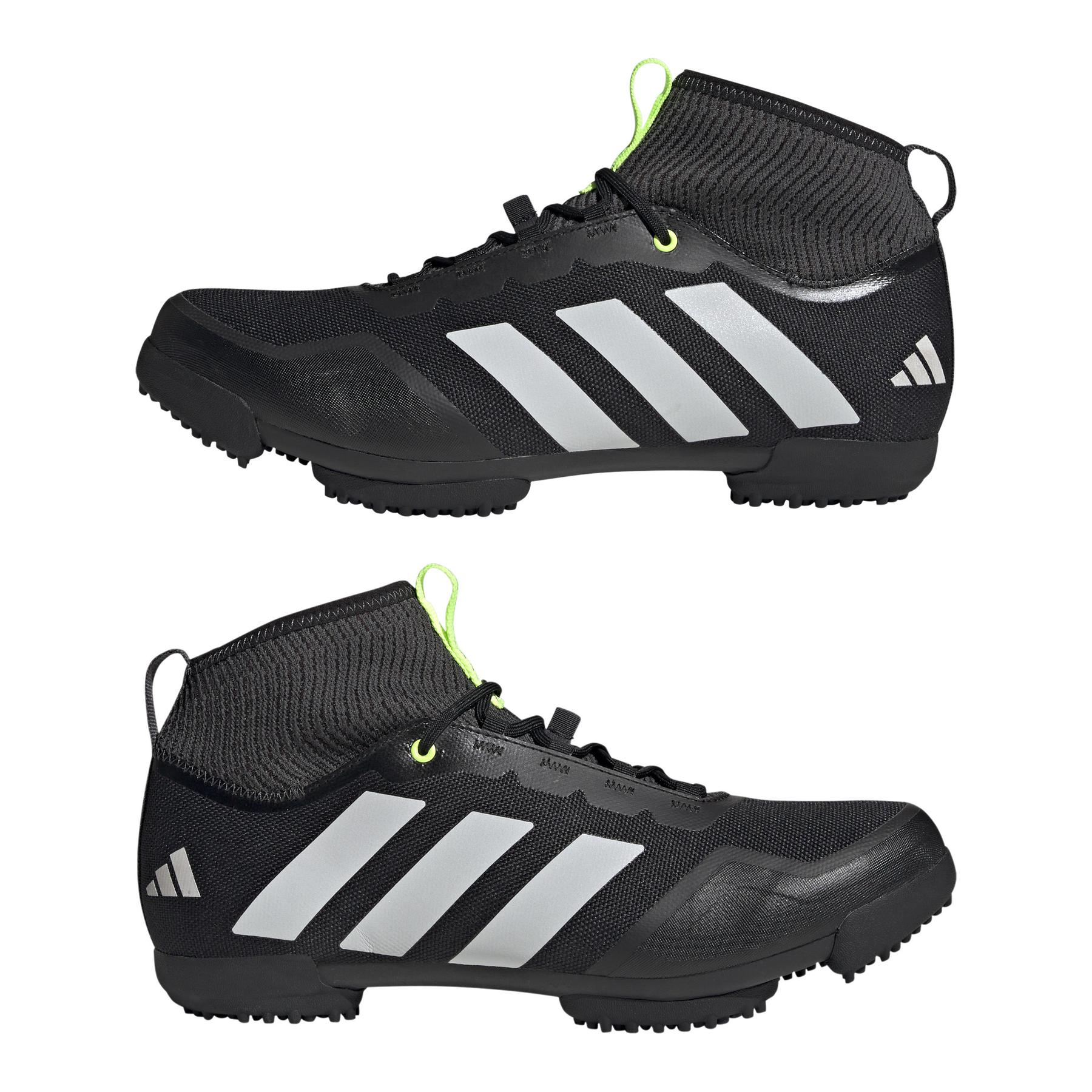 product/a/d/adidas_hq9034_12_footwear_photography_mirrored_pair_view_white.jpg