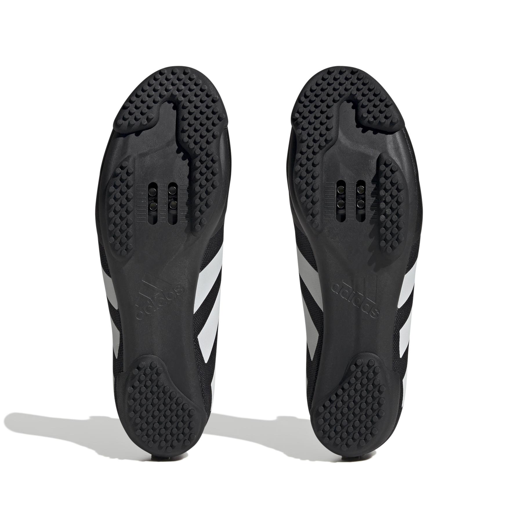 product/a/d/adidas_hq9034_4_footwear_photography_bottom_view_white.jpg