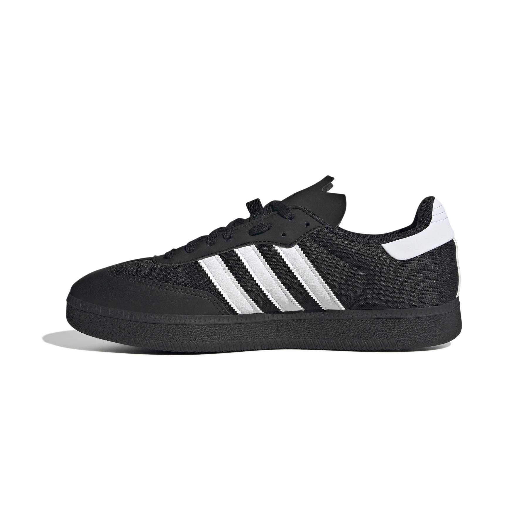 product/a/d/adidas_ie0232_5_footwear_photography_side_medial_center_view_white.jpg