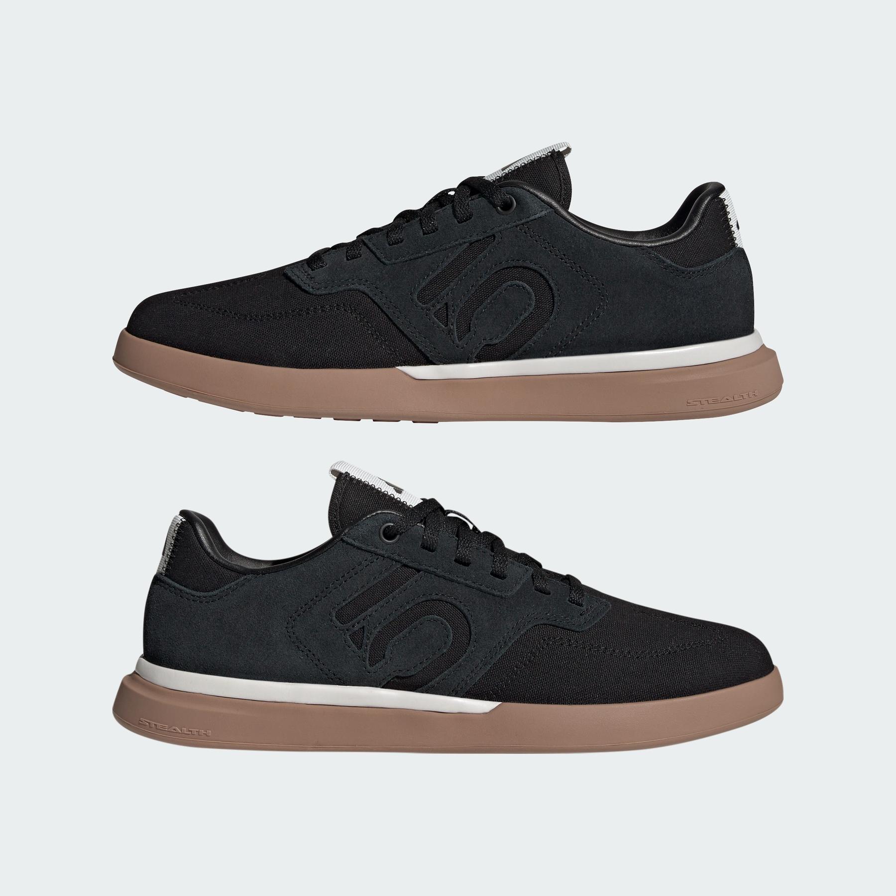 product/a/d/adidas_ig0375_core-black-core-black-gum_7.jpg