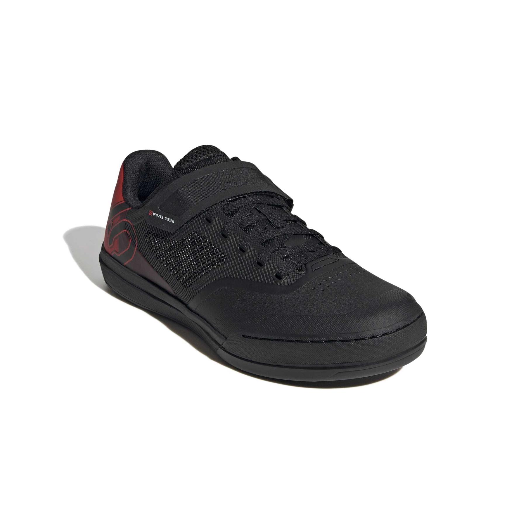product/a/d/adidas_ih0827_6_footwear_photography_front_lateral_top_view_white-nw091625.jpg