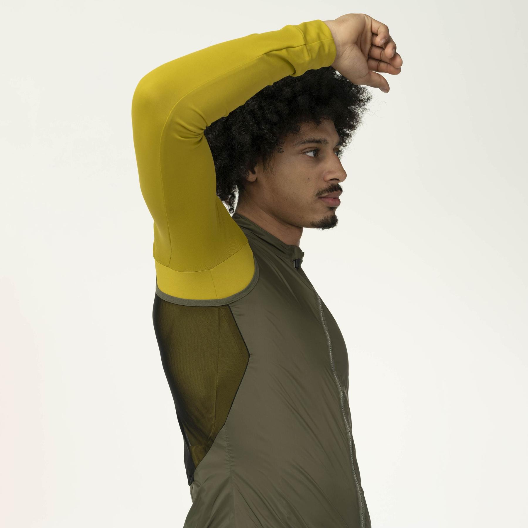 product/a/g/agu_44848000-011-03_green_6.jpg