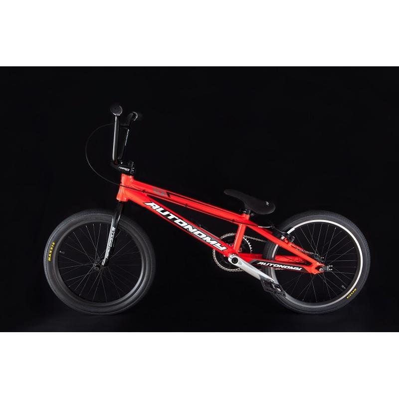 product/a/u/autonomy_auton-evo-cruiser-r_rouge_1.jpg