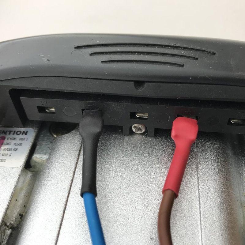 product/b/a/batterytester_728242_noir_3.jpg