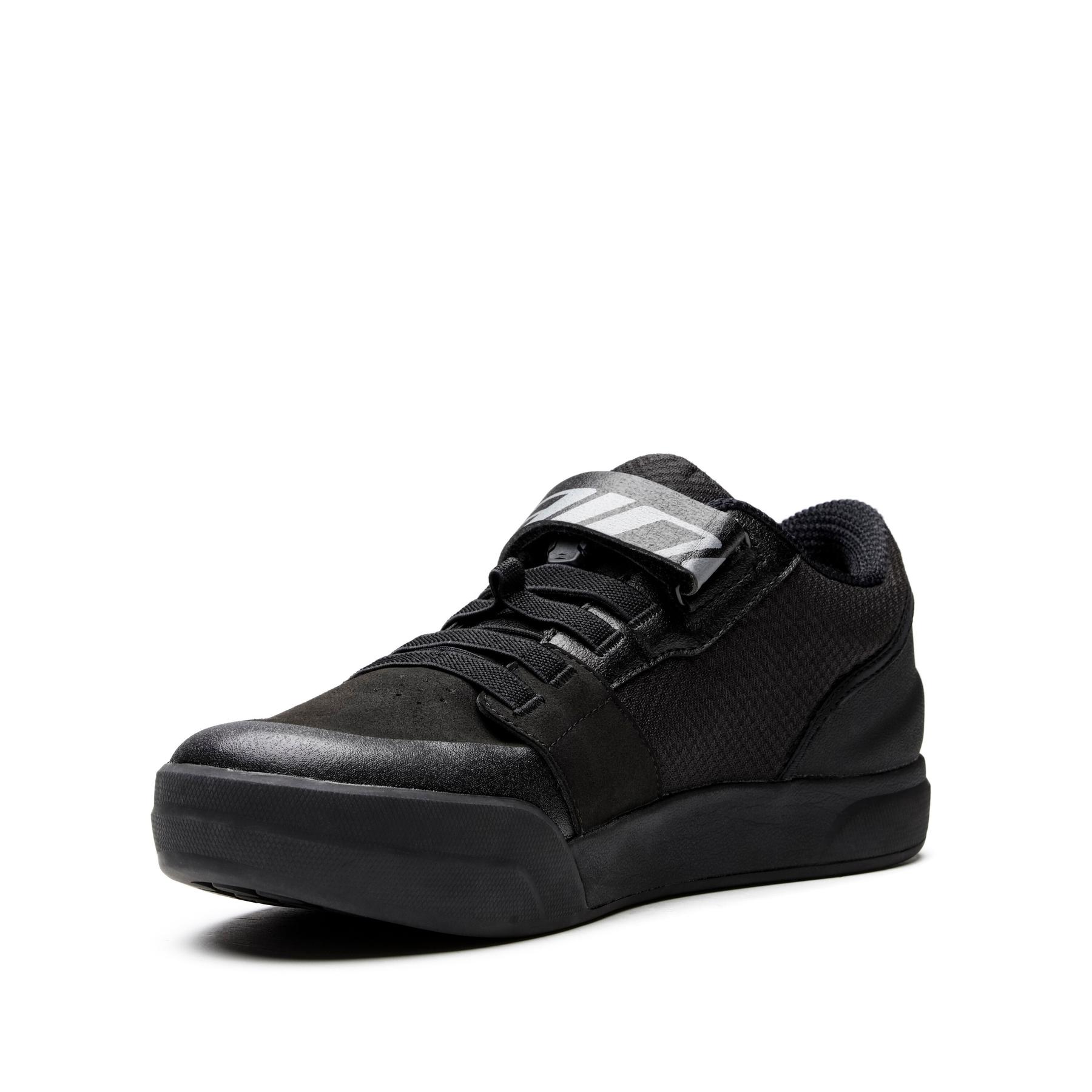 product/d/a/dainese_2037700001-631_black-black_2.jpg