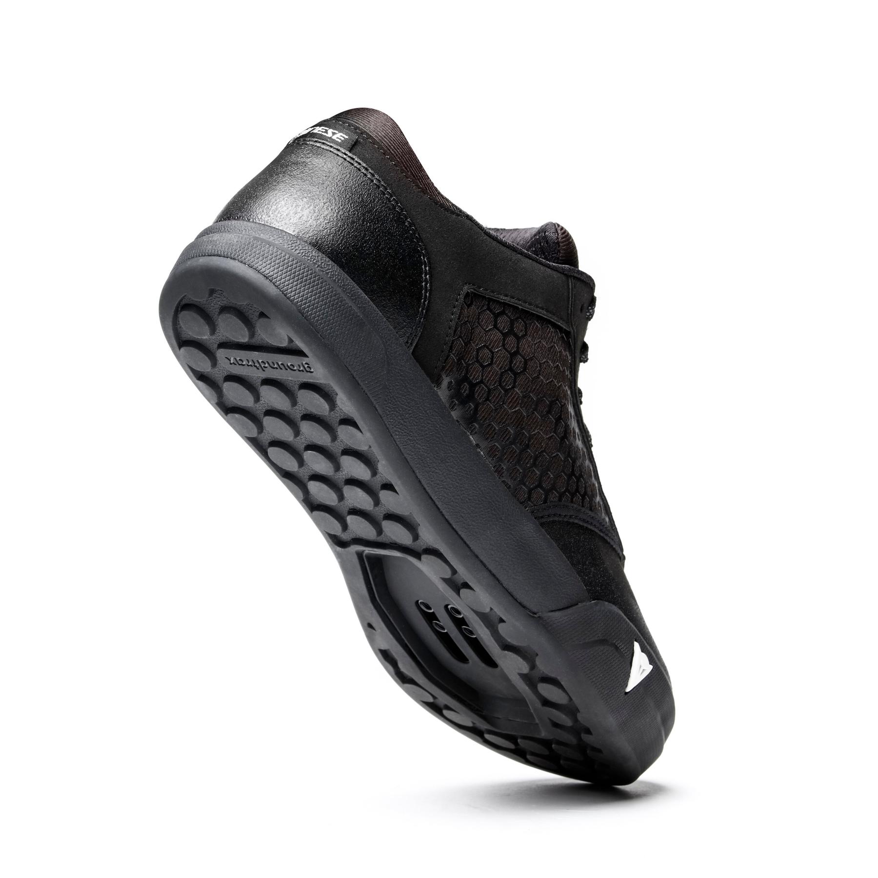 product/d/a/dainese_2037700002-631_black-black_3.jpg