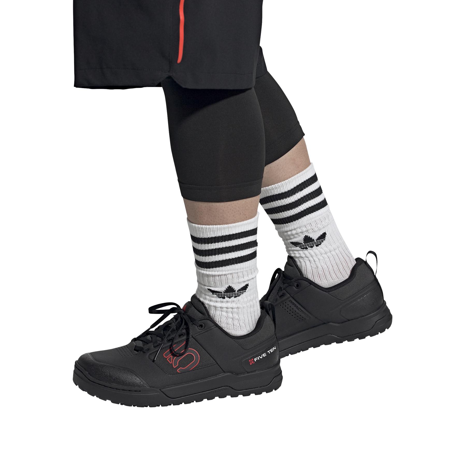 product/f/u/fu7524_ftw_on-model_front_white.jpg