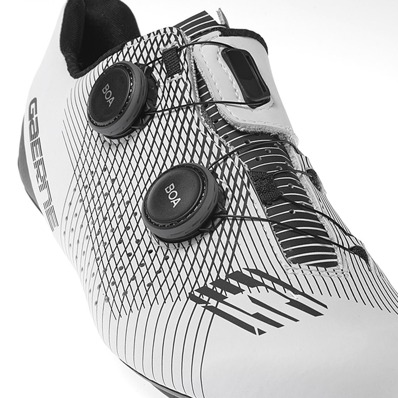 product/g/a/gaerne_3661-024_white-black_2.jpg