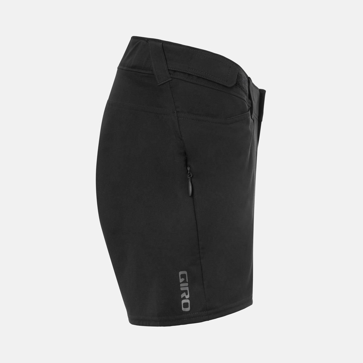 product/g/i/giro_7139010_black_2.jpg
