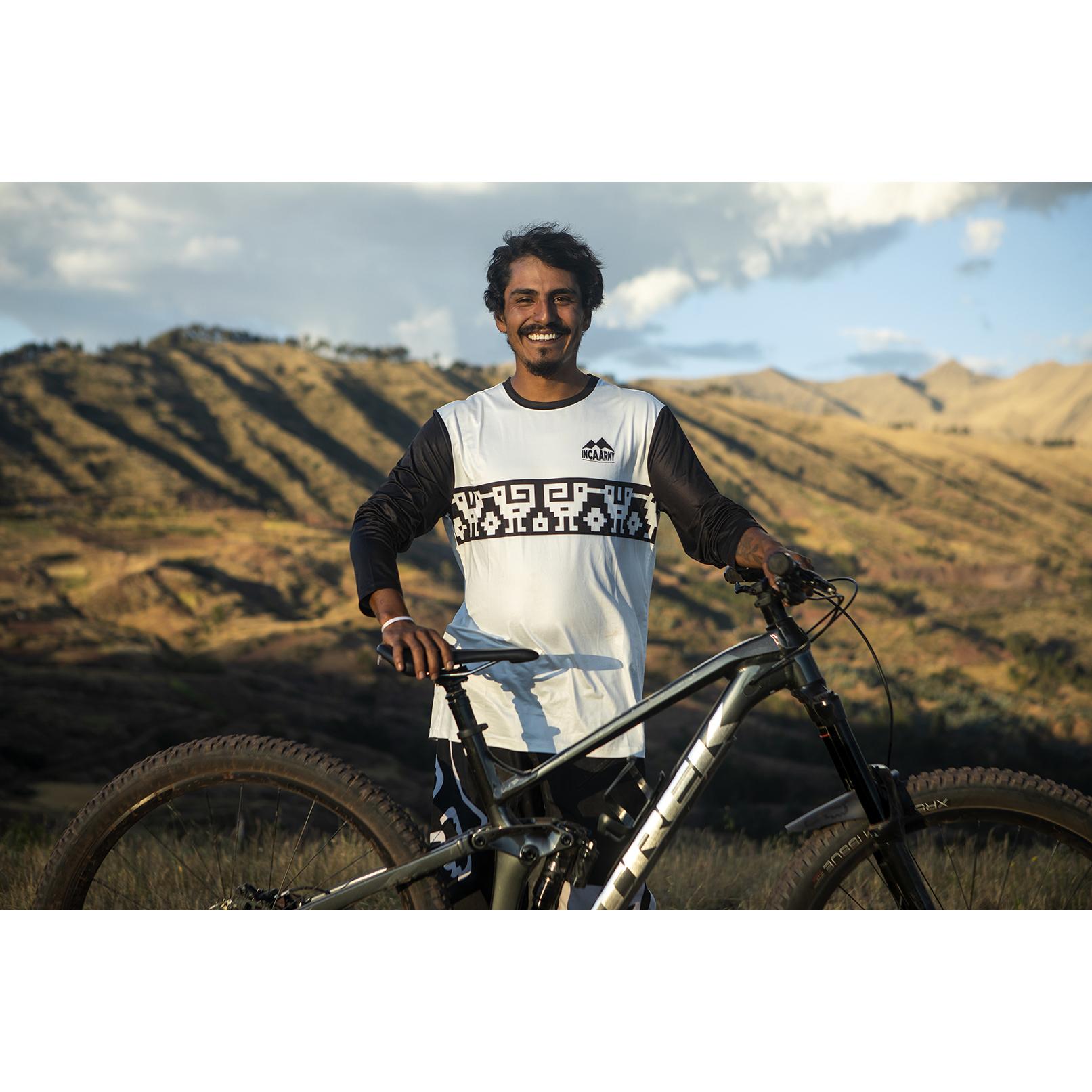 product/i/n/inca-army_ia-andes-017-ls_blanc-noir_2.jpg