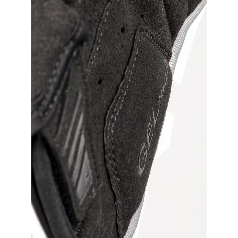 product/m/a/mavic_213182_blanc-noir_3.jpg