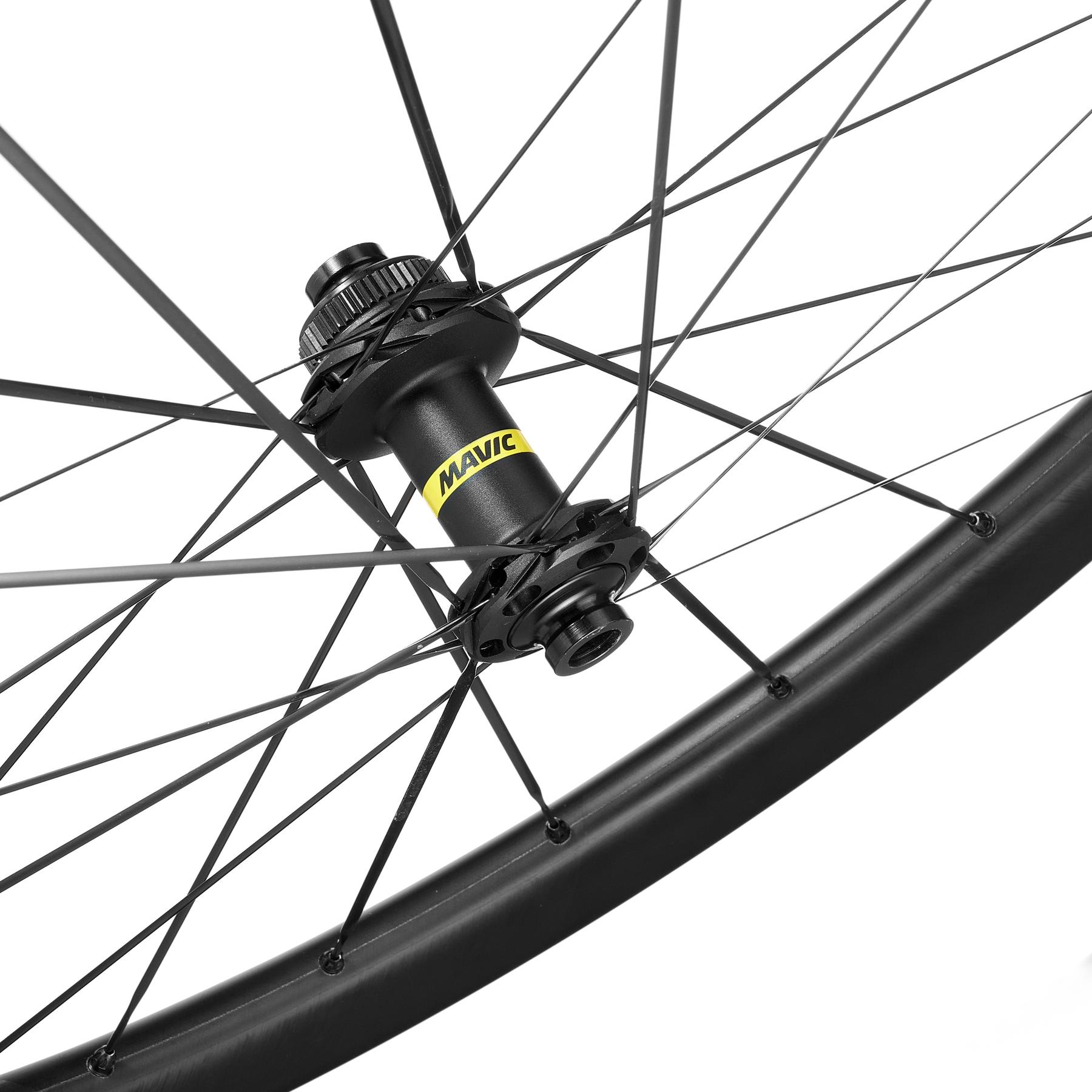 product/m/a/mavic_f00093501_noir_2.jpg