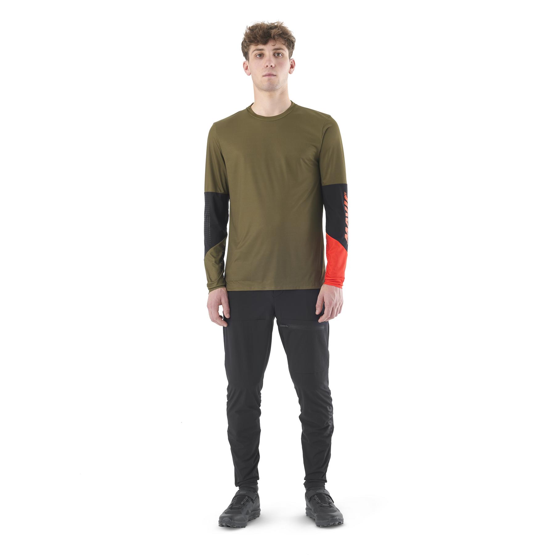product/m/a/mavic_t00047854_olive-spicy-orange_3.jpg