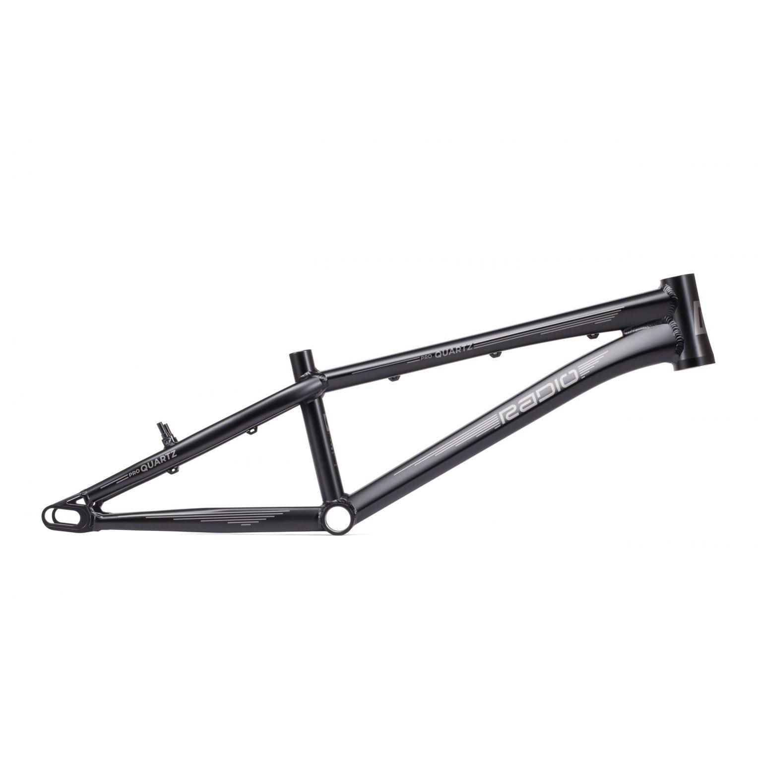 product/r/a/radio-race_2006120121_noir-mat_1.jpg