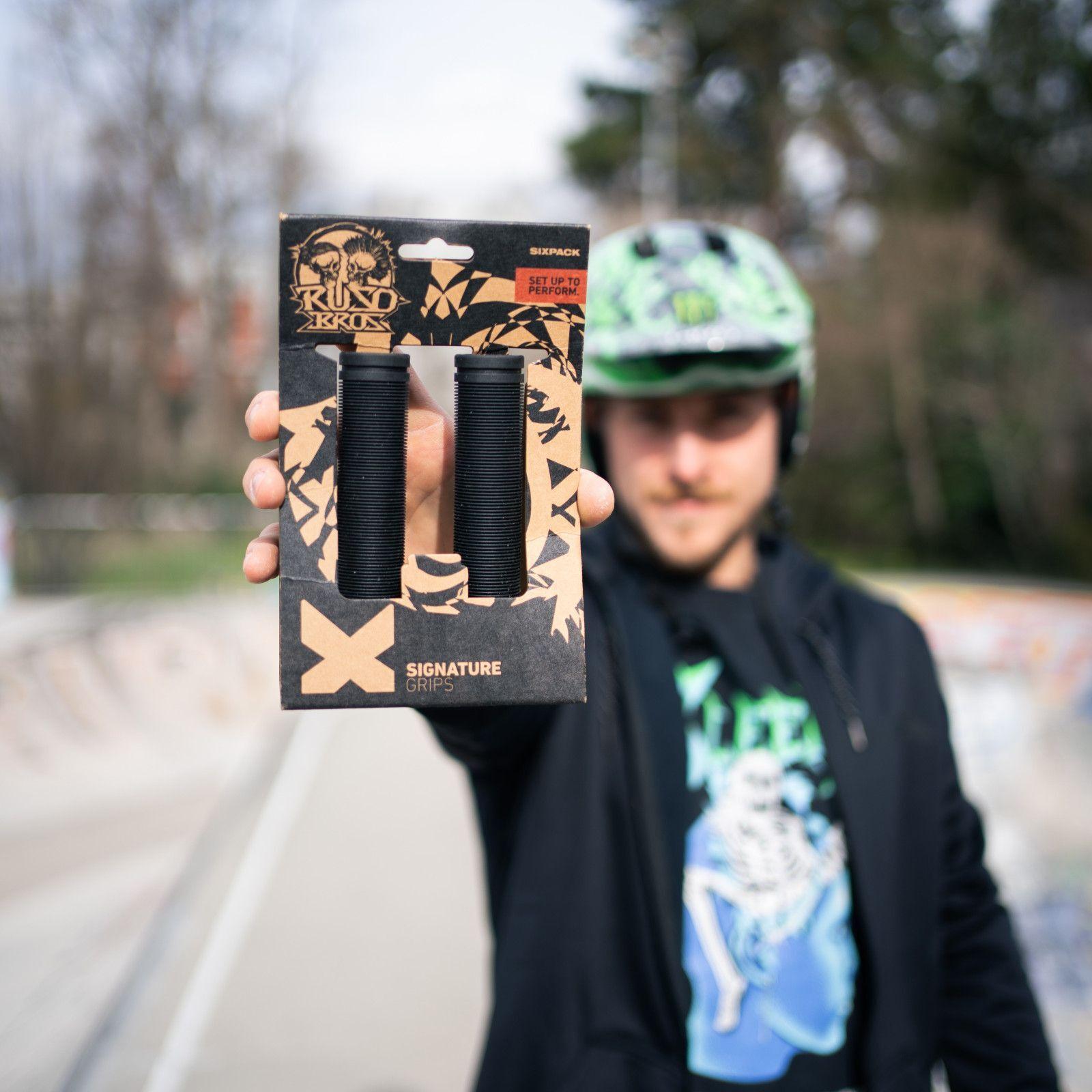 product/s/i/sixpack-racing_383000_noir_4.jpg