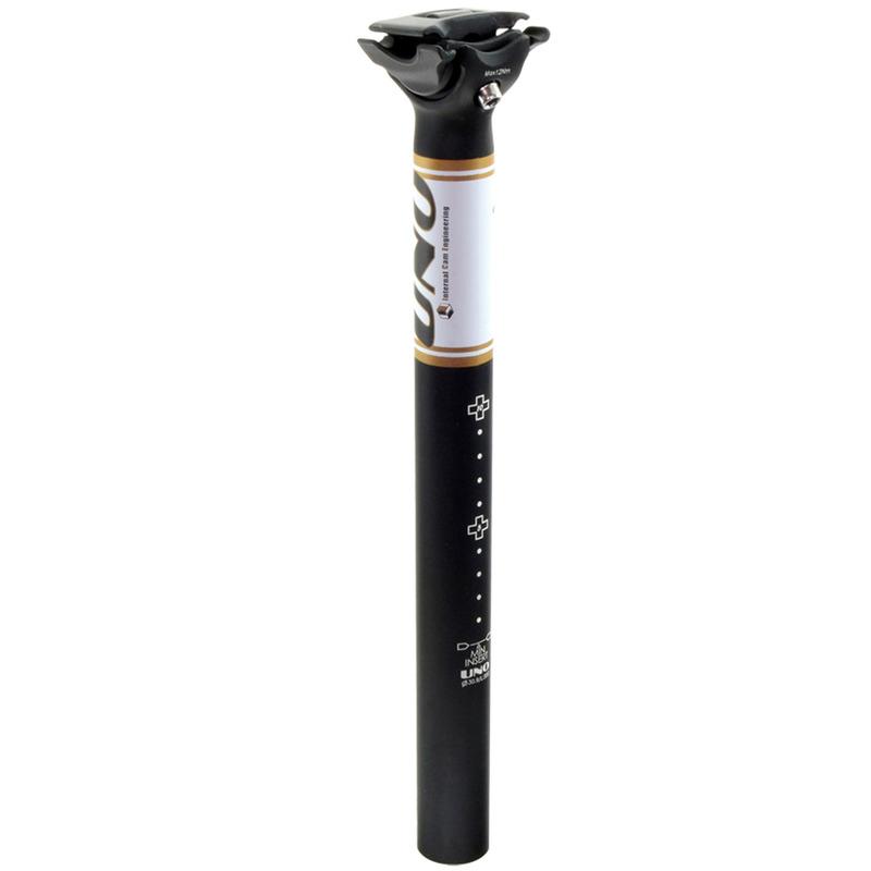product/u/n/uno_1105464_noir-blanc_1.jpg