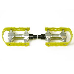 1105472-pedales-xerama-jaune-chrome-1-2