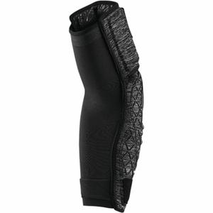 70008-0000-coudiere-100-surpass-gris-noir