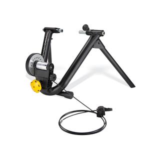 704299-home-trainer-avec-reglage-saris-mag-noir-tu