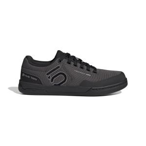 product/a/d/adidas_gz1931_1_footwear_photography_side_lateral_center_view_white.jpg