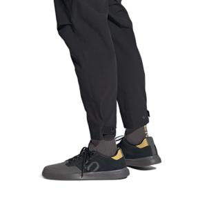 product/a/d/adidas_id4947_core-black-charcoal-oat_2.jpg