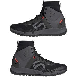 product/a/d/adidas_if4944_12_footwear_photography_mirrored_pair_view_white-nw091625.jpg