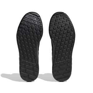 product/a/d/adidas_if4944_4_footwear_photography_bottom_view_white-nw091625.jpg