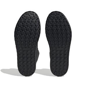 product/a/d/adidas_if7453_4_footwear_photography_bottom_view_white-nw091625.jpg