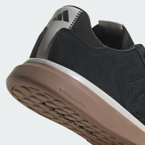 product/a/d/adidas_ig0375_core-black-core-black-gum_8.jpg