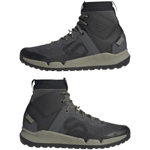product/a/d/adidas_ih0810_10_footwear_photography_mirrored_pair_view_white-nw091625.jpg
