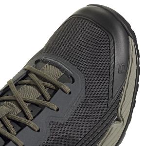 product/a/d/adidas_ih0810_8_footwear_photography_detail_view_1_white-nw091625.jpg