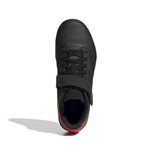 product/a/d/adidas_ih0827_3_footwear_photography_top_portrait_view_white-nw091625.jpg