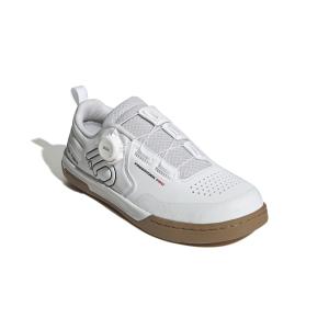 product/a/d/adidas_ih3054_6_footwear_photography_front_lateral_top_view_white-nw091625.jpg