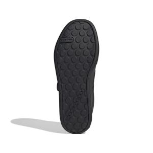 product/a/d/adidas_ih5845_4_footwear_photography_bottom_view_white-nw091625.jpg