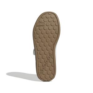 product/a/d/adidas_ih5846_4_footwear_photography_bottom_view_white.jpg